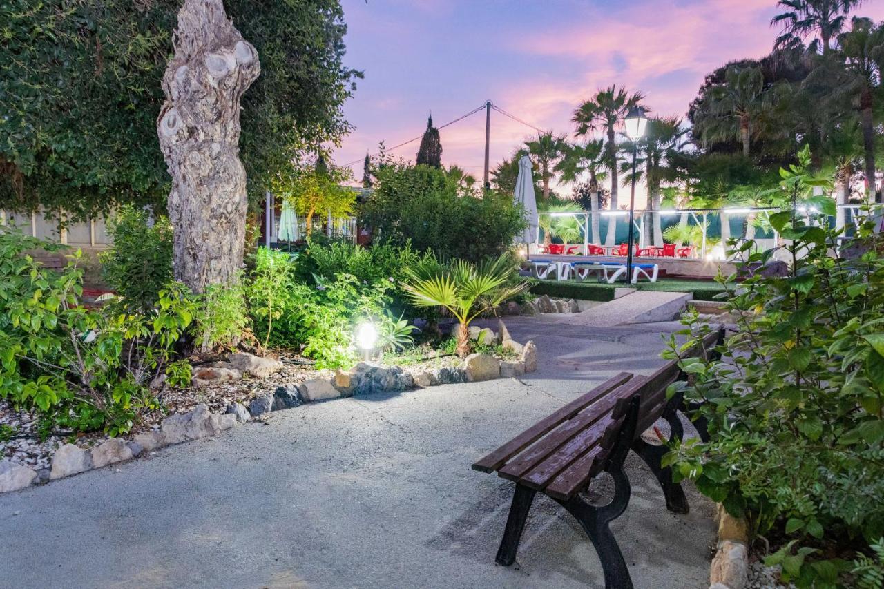 Apartamentos Palasiet Benidorm Buitenkant foto