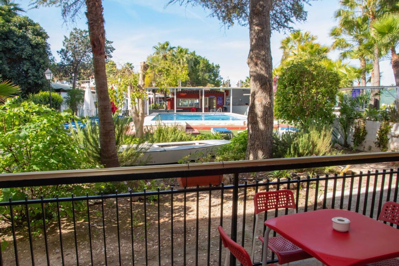 Apartamentos Palasiet Benidorm Buitenkant foto