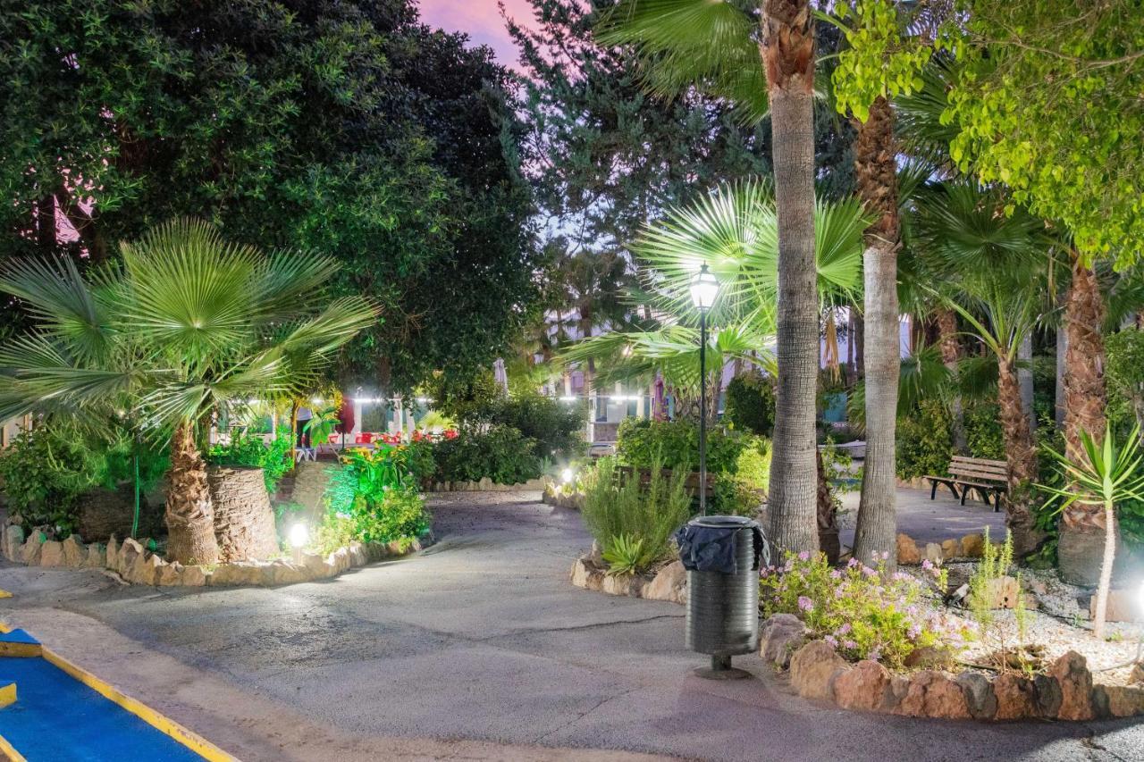 Apartamentos Palasiet Benidorm Buitenkant foto