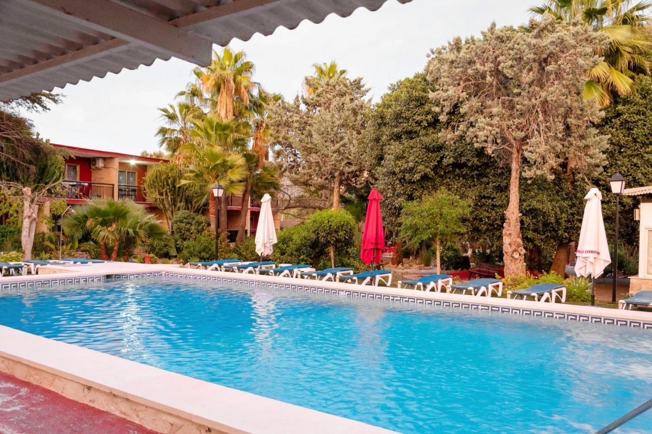 Apartamentos Palasiet Benidorm Buitenkant foto