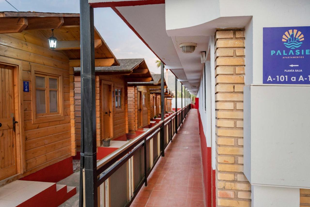 Apartamentos Palasiet Benidorm Buitenkant foto